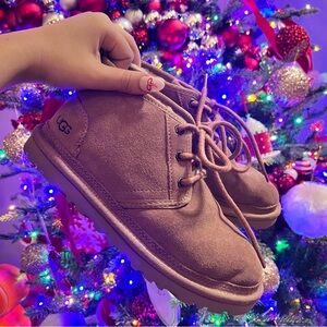 Ugg Neumel Chestnut Lace Up Boots